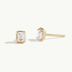 Gayles Natural Stud For Women Diamond Earrings