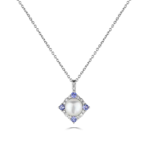 0.40 Carat Pearl Designer Pendants Necklaces