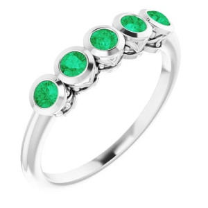 0.60 Carat Emerald Gemstone Rings
