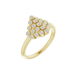 Everlee Natural Yellow Gold Bezel Cluster Diamond Rings