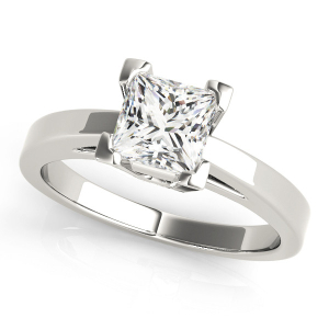 Donna Natural 4 Prong Solitaire Diamond Rings