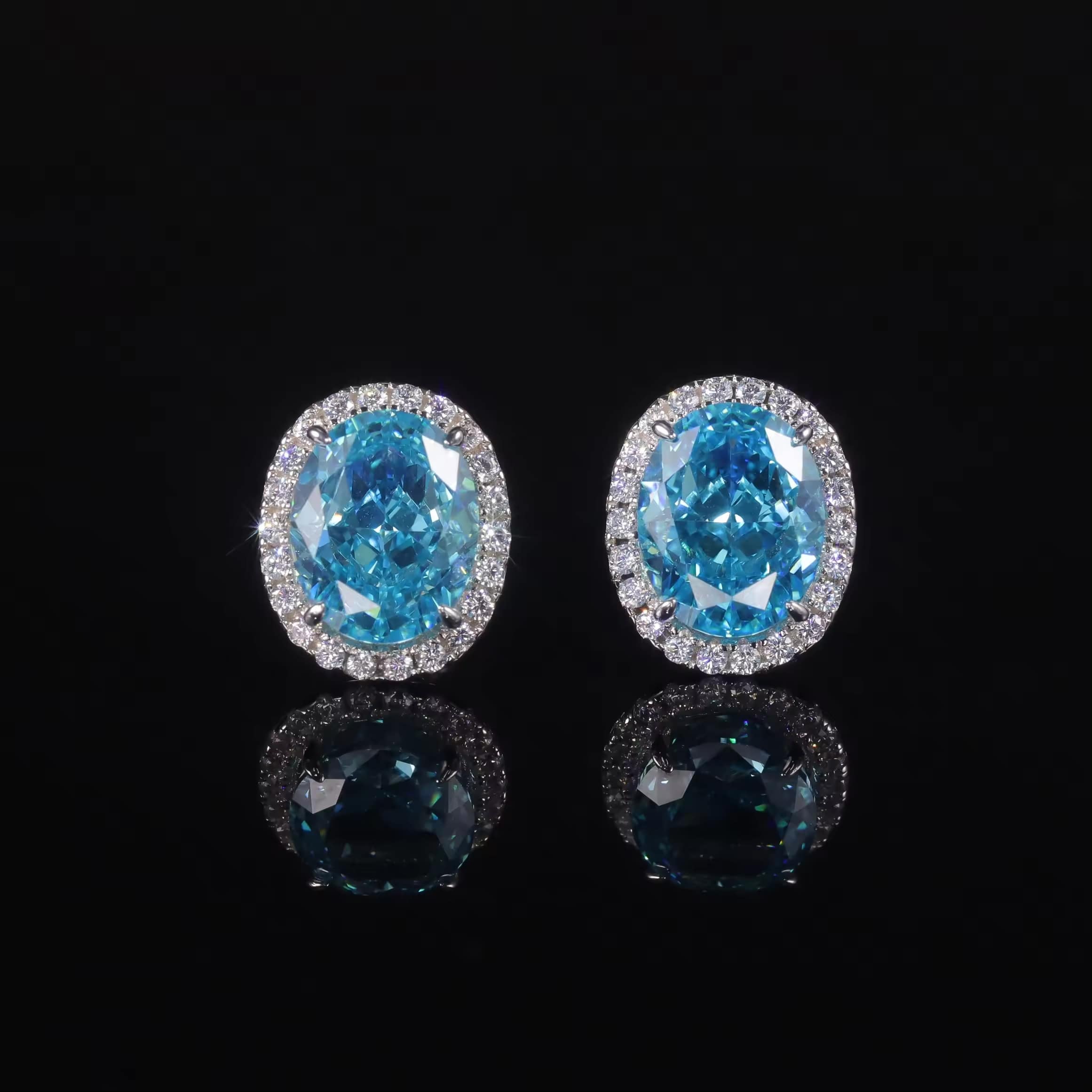 1.00 Carat Aquamarine Studs Diamond Earrings