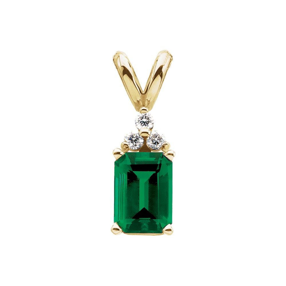 0.12 Carat Emerald Pendants Necklaces